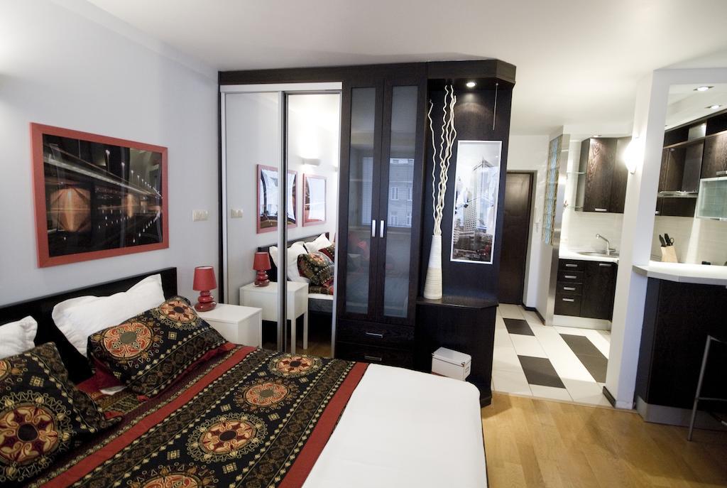 Warsawrent Hit Apartments ภายนอก รูปภาพ